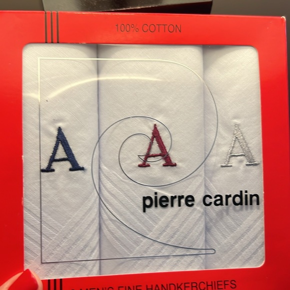 Pierre Cardin Handkerchiefefs - Picture 2 of 3